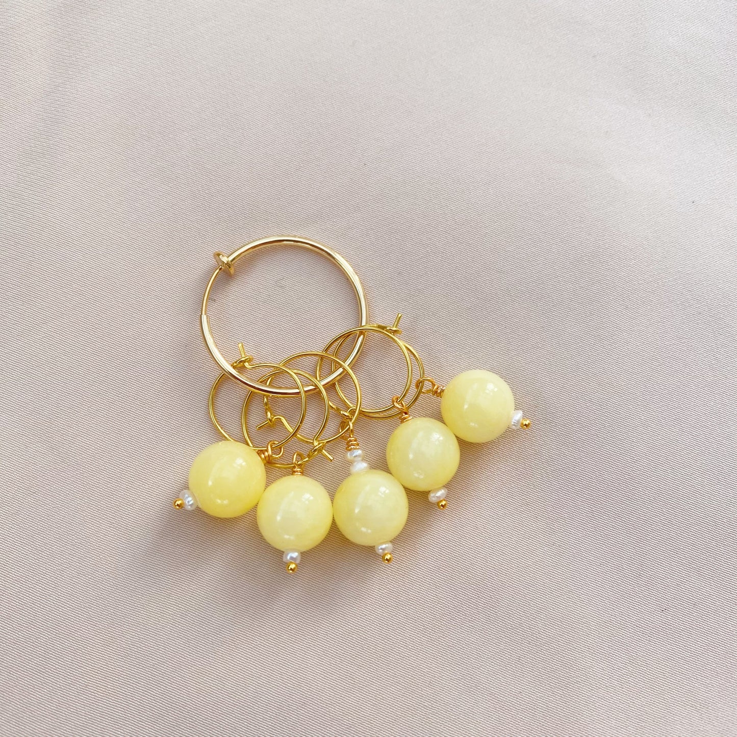 Stitch markers yellow jade
