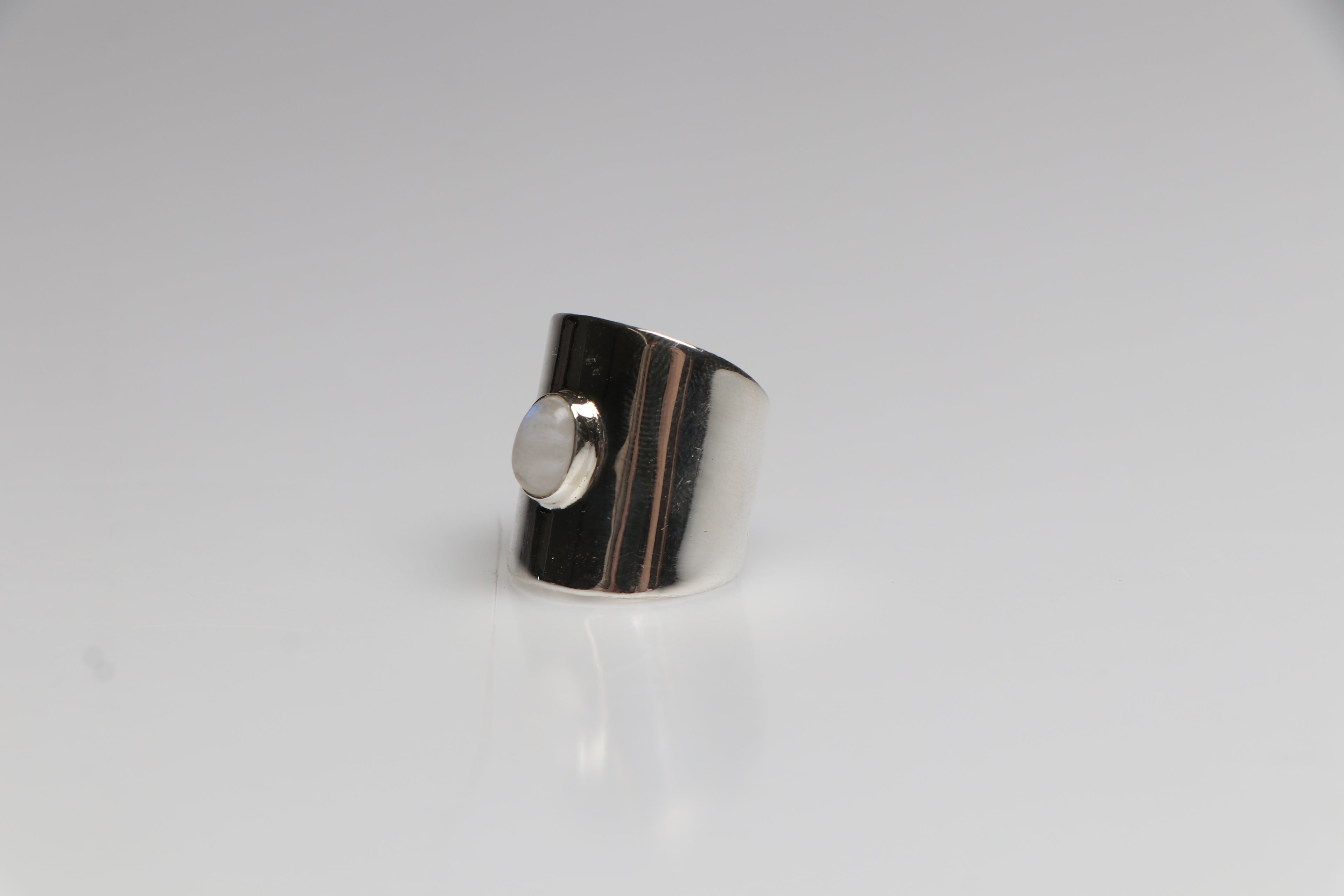 Brynje Ring - moonstone