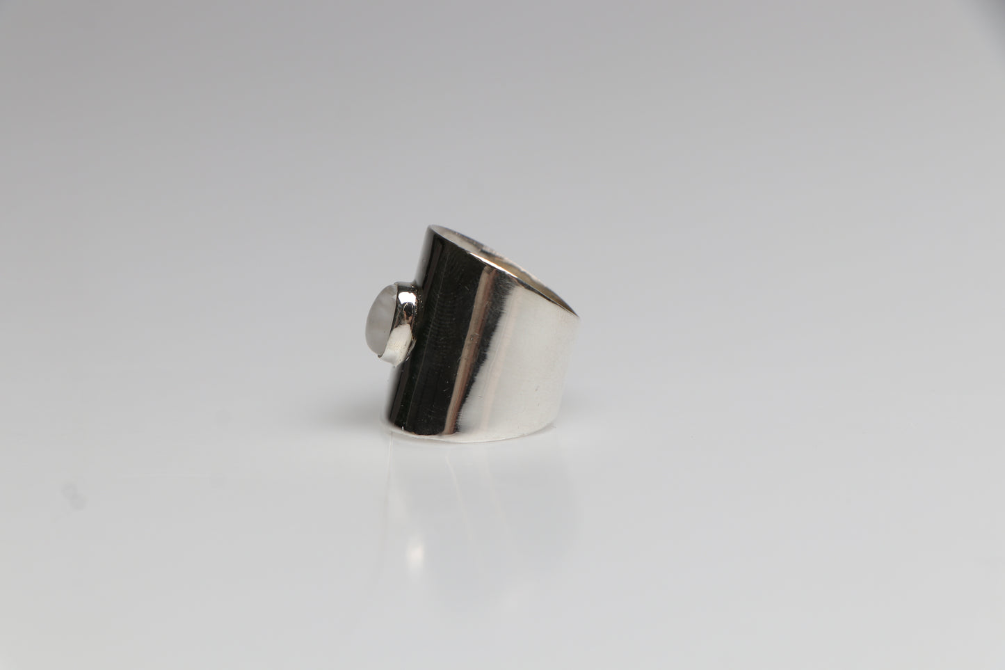 Brynje Ring - moonstone