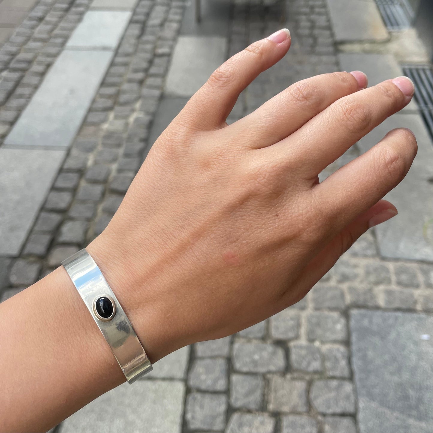 Brynje onyx bracelet